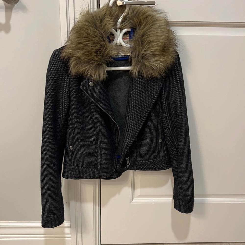 Like new cropped jacket in size 4 from Cartonnier